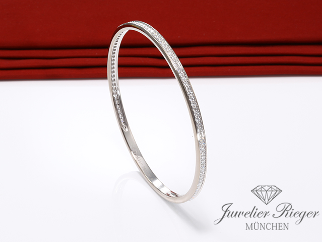 Bild 3 der Galerie: Cartier Armreif Weissgold 750 Größe MD / 19,5 cm Diamanten ca. 2,3 ct. Gold