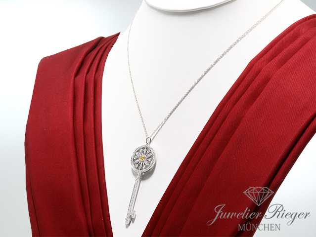 Bild 2 der Galerie: Tiffany & Co. Keys Star Sternschlüssel Platin 950 Diamanten Gelber Diamant