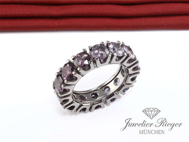 Bild 1 der Galerie: Sevigne Ring Memoire schwarz rhodiniertem Weissgold 750 Saphire Gr. 53 Gold