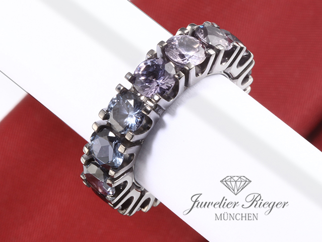 Bild 3 der Galerie: Sevigne Ring Memoire schwarz rhodiniertem Weissgold 750 Saphire Gr. 53 Gold