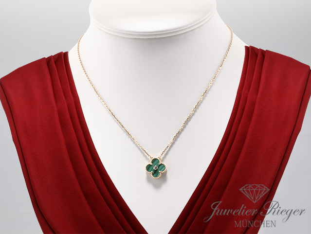 Bild 1 der Galerie: Van Cleef & Arpels Collier Vintage Alhambra Gelbgold 750 Malachit Holiday