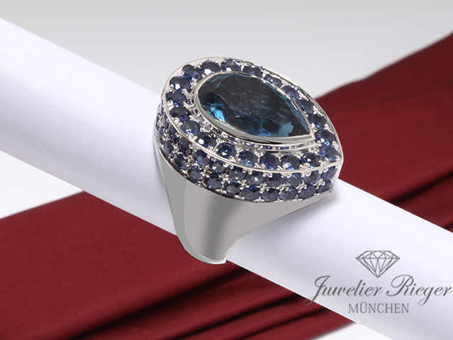 Bild 3 der Galerie: Wundervoller Ring Weissgold 750 Topas & blaue Saphire Gr. 56 Gold