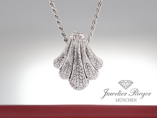 Bild 1 der Galerie: Damiani Collier Spicchi di Luna Diamanten ca. 2,75 ct. Brillanten Weissgold 750 Kette Gold