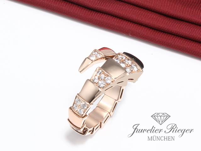 Bild 4 der Galerie: Bulgari Ring Serpenti Viper Rosegold 750 Onyx Diamanten Brillanten Gr L Gold