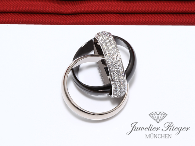 Image 3 of gallery: Cartier Ring Trinity Grosses Modell Weissgold 750 Platin Keramik Diamanten Gr 50