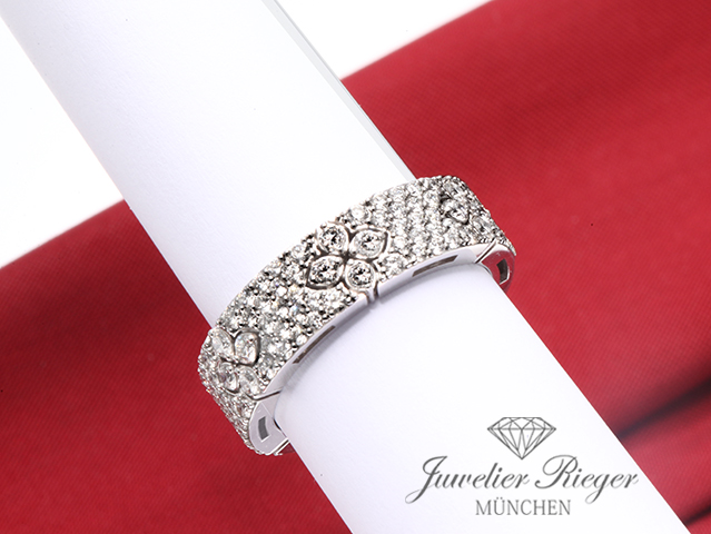 Bild 4 der Galerie: Roberto Coin Ring Love in Verona Weissgold 750 Diamanten Brillanten Gr 54 Gold