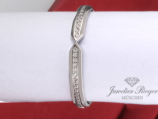 Bild 6 der Galerie: Tiffany & Co. Ring Nesting Narrow Band Platin 950 Diamanten Gr 63,5 Platinum