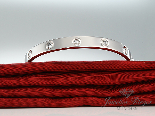 Bild 4 der Galerie: Cartier Armreif Love Weissgold 750 Größe 16 10 Diamanten 2011 Gold Damen Armband