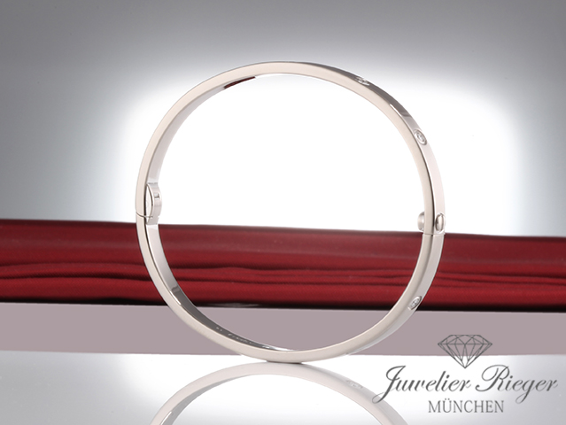 Bild 3 der Galerie: Cartier Armreif Love SM Weissgold 750 10 Diamanten Größe 16 2018 Gold Damen