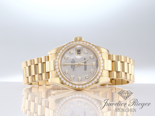 Image 4 of gallery: Rolex Lady Datejust 179138 2014 Gelbgold 750 Perlmutt Diamanten Automatik Gold