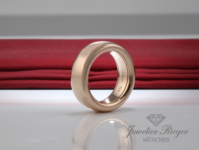 Bild 5 der Galerie: Pomellato Ring Iconica Small Rosegold 750 3 Diamanten Brillanten Gr 52 2025 Gold