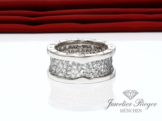 Bild 5 der Galerie: Bvlgari Ring B-Zero 1 Breites Modell Weissgold 750 Diamanten ca. 2,35 ct. Gr 54