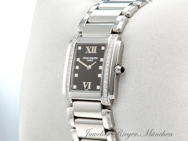 Bild 3 der Galerie: Patek Philippe Twenty 4 4910 2006 Edelstahl Diamanten Damen Stahl Medium