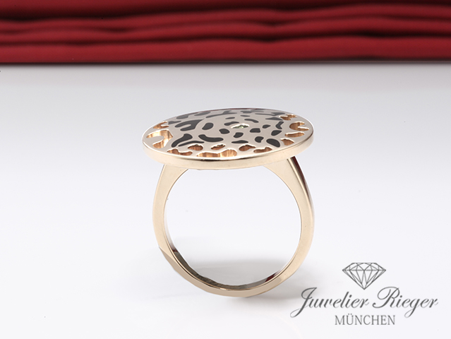 Bild 3 der Galerie: Cartier Ring Panthere Gelbgold 750 Größe 55 Tsavorith Gold
