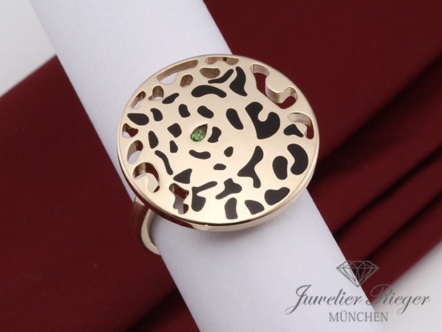 Bild 1 der Galerie: Cartier Ring Panthere Gelbgold 750 Größe 55 Tsavorith Gold