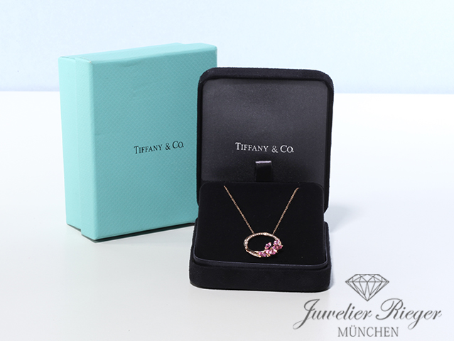 Image 6 of gallery: Tiffany & Co. Collier Victoria Vine Circle Rosegold 750 Diamanten rosa Saphire
