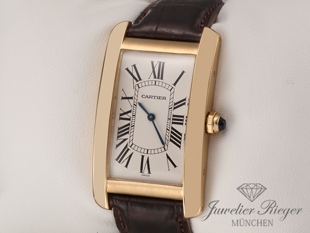 Bild 2 der Galerie: Cartier Tank Americaine Großes Modell Gelbgold 750 1735 Handaufzug Leder Gold