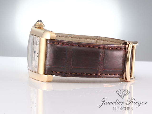 Bild 5 der Galerie: Cartier Tank Americaine Großes Modell Gelbgold 750 1735 Handaufzug Leder Gold