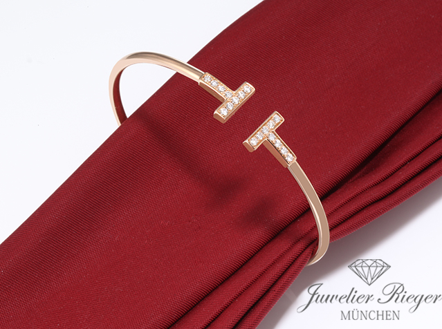 Image 3 of gallery: Tiffany & Co. T Wire Armreif Rosegold 750 Größe Small Diamanten Brillanten