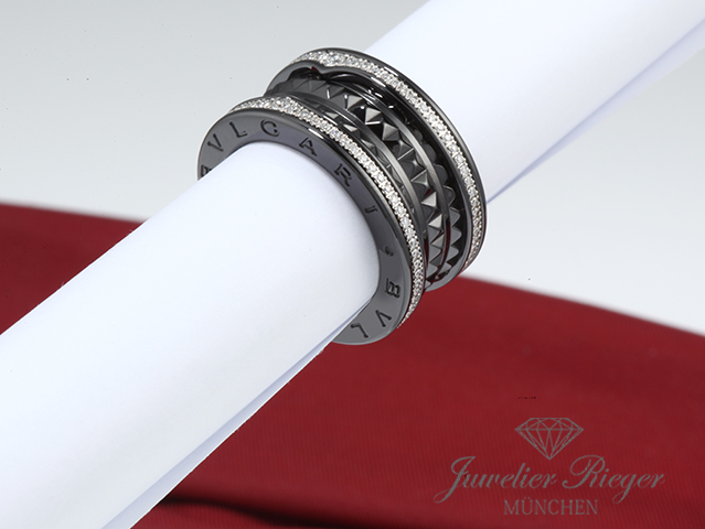 Bild 3 der Galerie: Bulgari Ring B-Zero 1 Rock schwarze Keramik Weissgold 750 Diamanten Gr 54 Gold