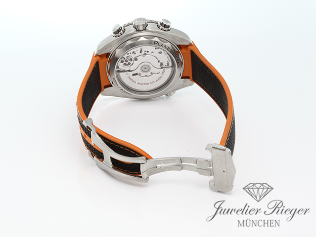 Bild 7 der Galerie: Omega Seamaster Planet Ocean Chronograph 215.32.46.51.01.001 2018 Automatik