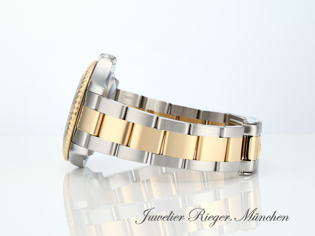 Bild 5 der Galerie: Rolex Medium Yachtmaster 35 mm 168623 2003 Edelstahl Gelbgold 750 Automatik Gold