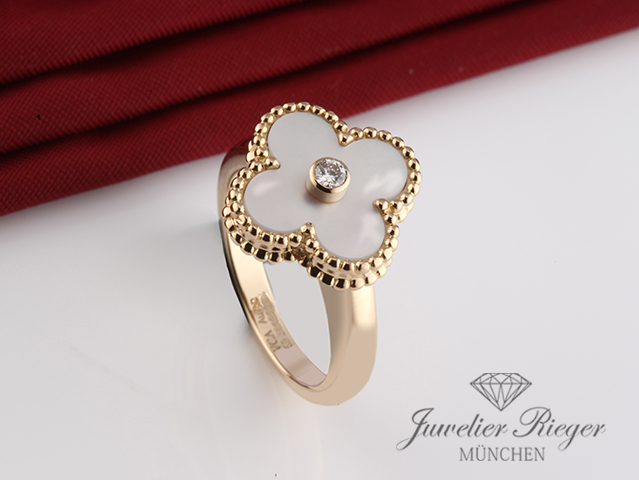 Bild 2 der Galerie: Van Cleef & Arpels Ring Vintage Alhambra Gelbgold 750 Diamant Gr. 56 VCARA41100