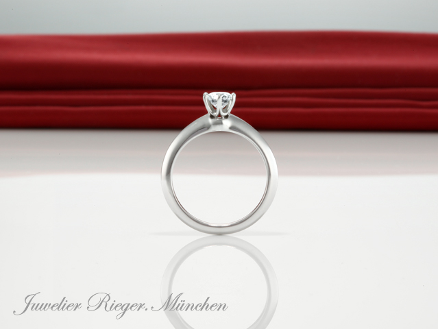 Image 3 of gallery: Tiffany & Co. Setting Ring Platin 950 Diamant 0,45 ct Gr. 51,5 Platinum Solitär
