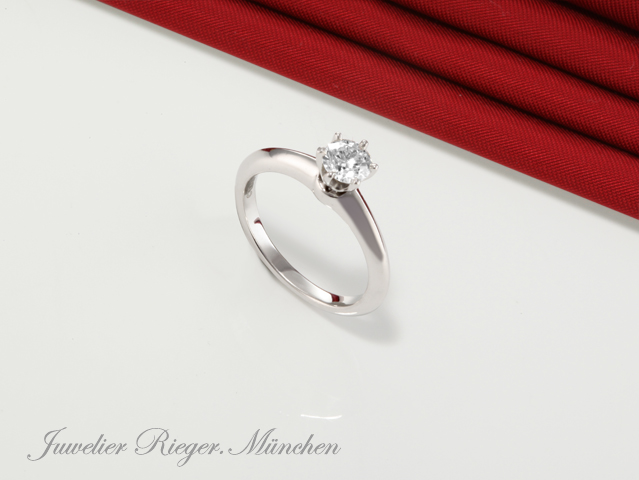 Image 1 of gallery: Tiffany & Co. Setting Ring Platin 950 Diamant 0,45 ct Gr. 51,5 Platinum Solitär