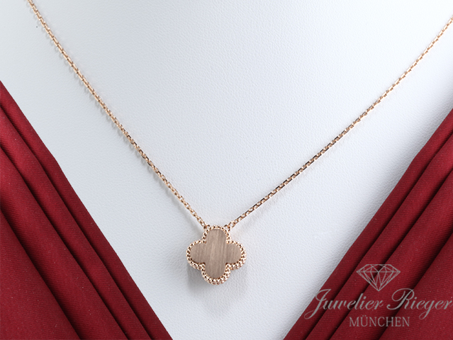 Bild 5 der Galerie: Van Cleef & Arpels Collier Vintage Alhambra Rosegold 750 Holiday Edition 2014