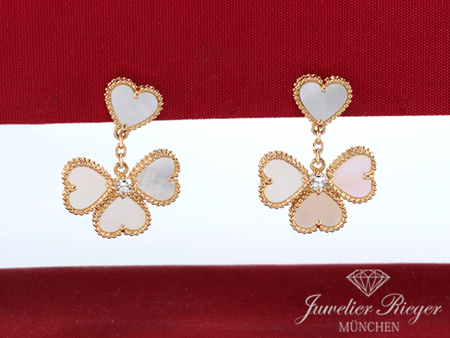 Image 1 of gallery: Van Cleef & Arpels Ohrringe Sweet Hearts Gelbgold 750 Perlmutt VCARN5PQ00