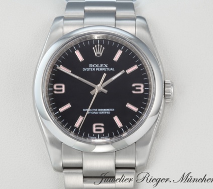 Uhransicht von vorne, hauptsächlich das Zifferblatt und die Lünette sichtbar. Rolex Oyster Perpetual 36 mm 116000 2015 Edelstahl Automatik Stahl Damen Herren