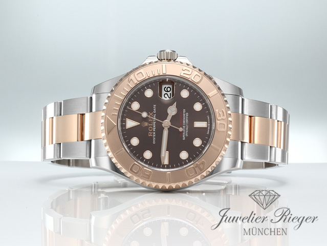 Bild 4 der Galerie: Rolex Yachtmaster 37 268621 Medium 2021 Stahl Rosegold 750 Automatik Gold