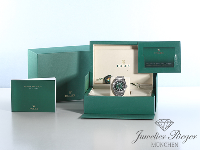 Bild 7 der Galerie: Ungetragen Rolex Datejust 36 126234 2026 Stahl Weissgold 750 Automatik Gold