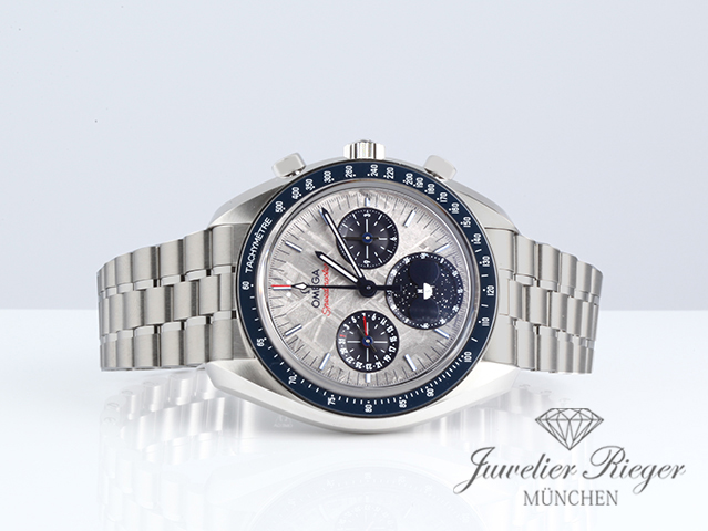 Bild 4 der Galerie: Omega Speedmaster Mondphase Meteorite 2025 Chronograph 304.30.43.52.06.001 Moonphase