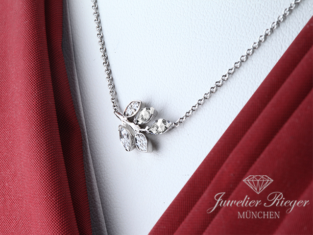 Bild 2 der Galerie: Tiffany & Co. Collier Victoria Vine Platin 950 Diamanten 0,31 ct. Platinum