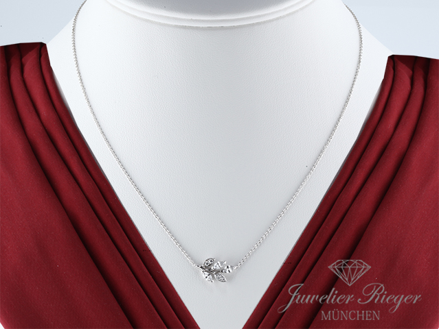 Bild 3 der Galerie: Tiffany & Co. Collier Victoria Vine Platin 950 Diamanten 0,31 ct. Platinum