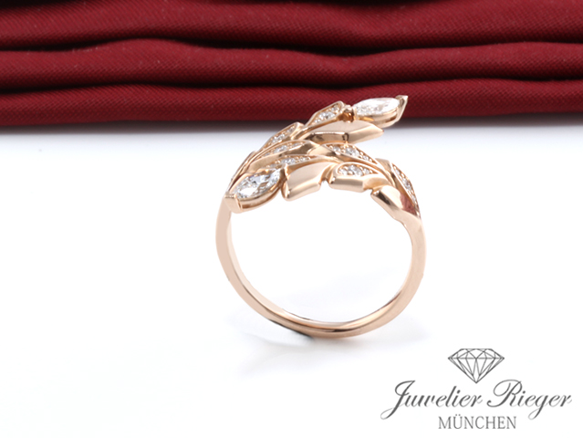Bild 5 der Galerie: Tiffany & Co.  Ring Victoria Vine Roségold 750 Diamanten 0,41 ct. Gr. 52 Gold