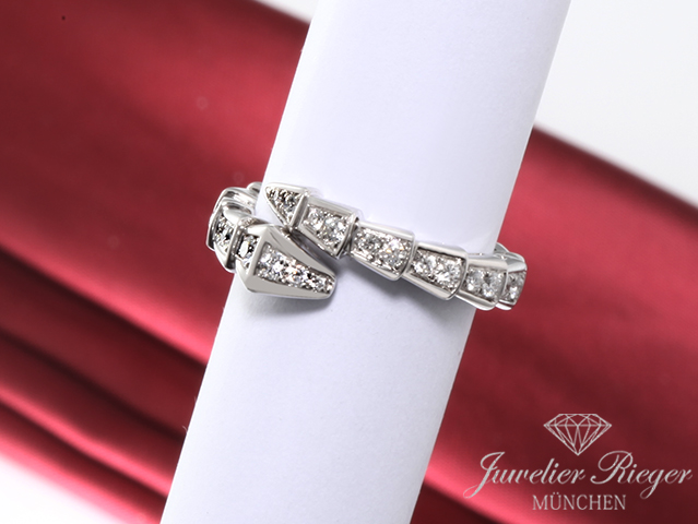 Image 2 of gallery: Bulgari Ring Serpenti Viper Weissgold 750 Diamanten Gr S 2021 354707 Gold