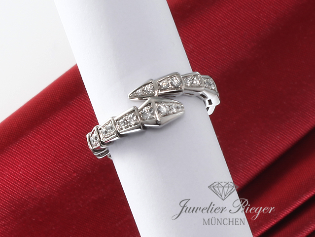 Bulgari Ring Serpenti Viper Weissgold 750 Diamanten Gr S 2021 354707 Gold Bulgari Ring Serpenti Viper Weissgold 750 Diamanten Gr S 2021 354707 Gold