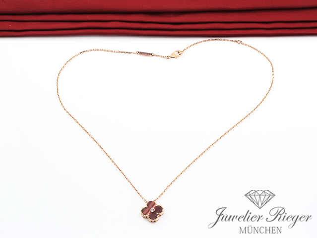 Bild 4 der Galerie: Van Cleef & Arpels Collier Vintage Alhambra Rosegold 750 Holiday Edition 2017