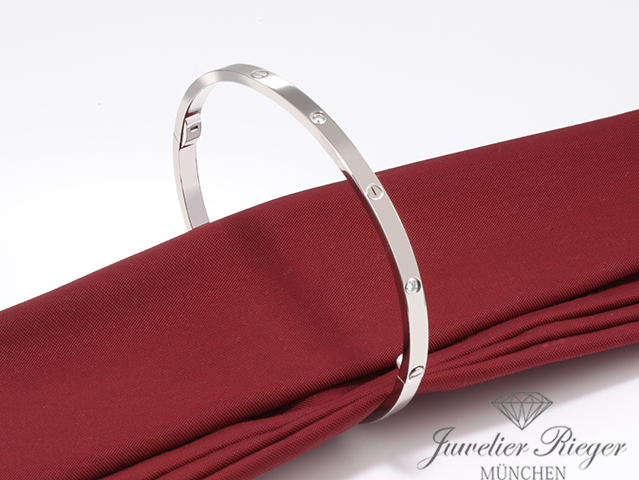 Bild 3 der Galerie: Cartier Armreif Love SM Weissgold 750 Größe 17 6 Diamanten 2019 B6047717 Gold