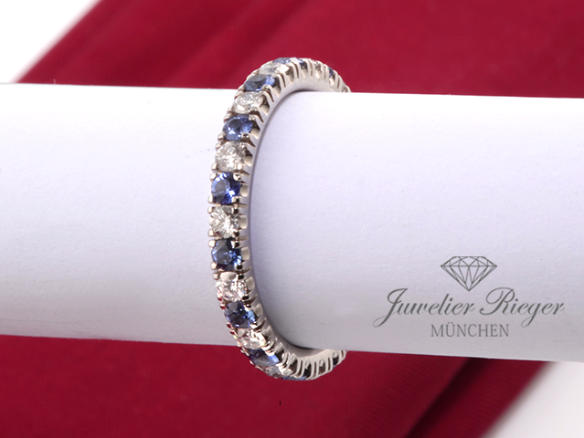 Bild 4 der Galerie: Cartier Ring Etincelle Platin 950 Diamanten Saphire Gr 53 Breite 2,6 mm 2024