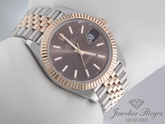 Bild 3 der Galerie: Rolex Datejust 41 126331 2017 Edelstahl Rosegold 750 Rolex-Service 2026 Automatik