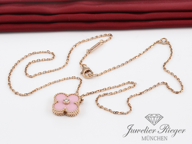 Bild 3 der Galerie: Van Cleef & Arpels Collier Vintage Alhambra Rosegold 750 Holiday Edition 2015