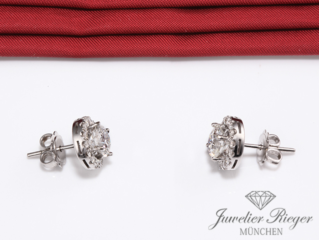 Bild 5 der Galerie: Diamant Solitär Ohrstecker Weissgold 750 2 Diamanten à ca. 1,02 ct Gold Ohrringe