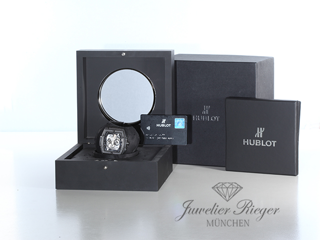 Bild 7 der Galerie: Hublot Spirit of Big Bang All Black 2015 Chronograph 601.CI.0110.RX Keramik Limited Edition Herren