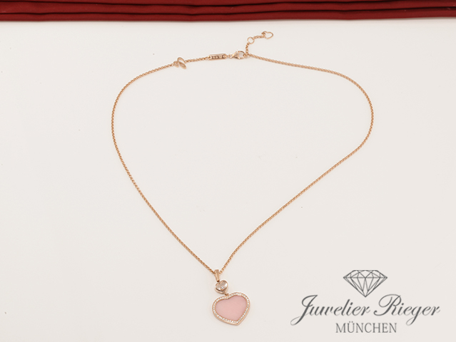 Bild 4 der Galerie: Chopard Collier Happy Hearts Rosegold 750 rosa Opal Diamanten 2024 79A074 Gold