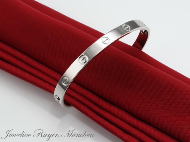 Bild 2 der Galerie: Cartier Armreif Love Weissgold 750 Größe 17 2018 Gold Damen Armband